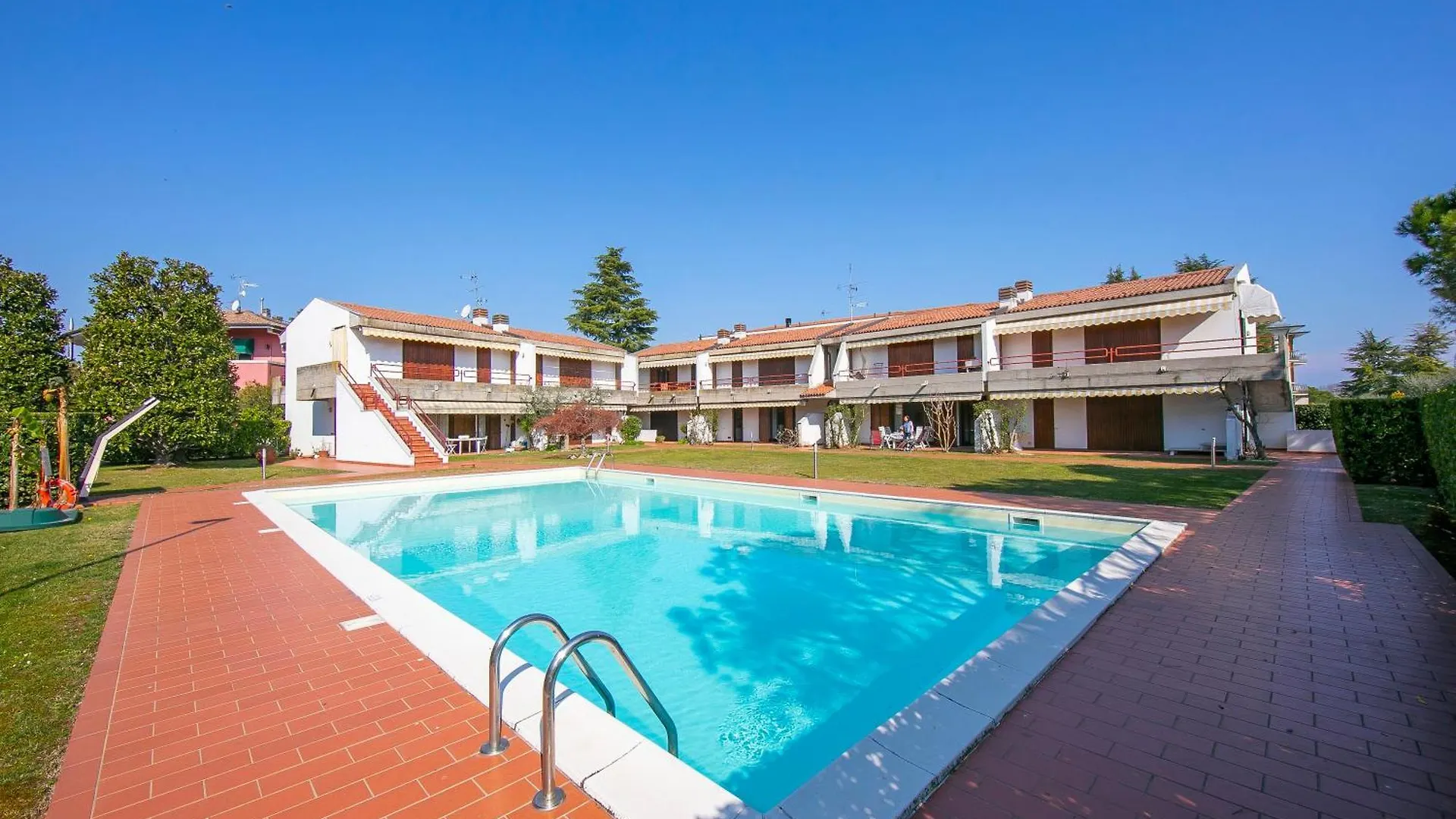 Lella Apartment Front Beach Garda Lake - Happy Rentals Sirmione 0*,